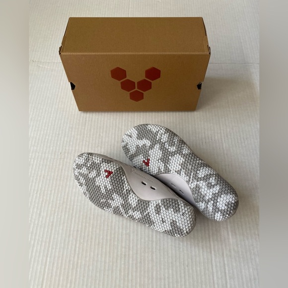 NEW VivoBarefoot Ultra III Bloom Water Shoes Size 9/42 - Picture 4 of 12